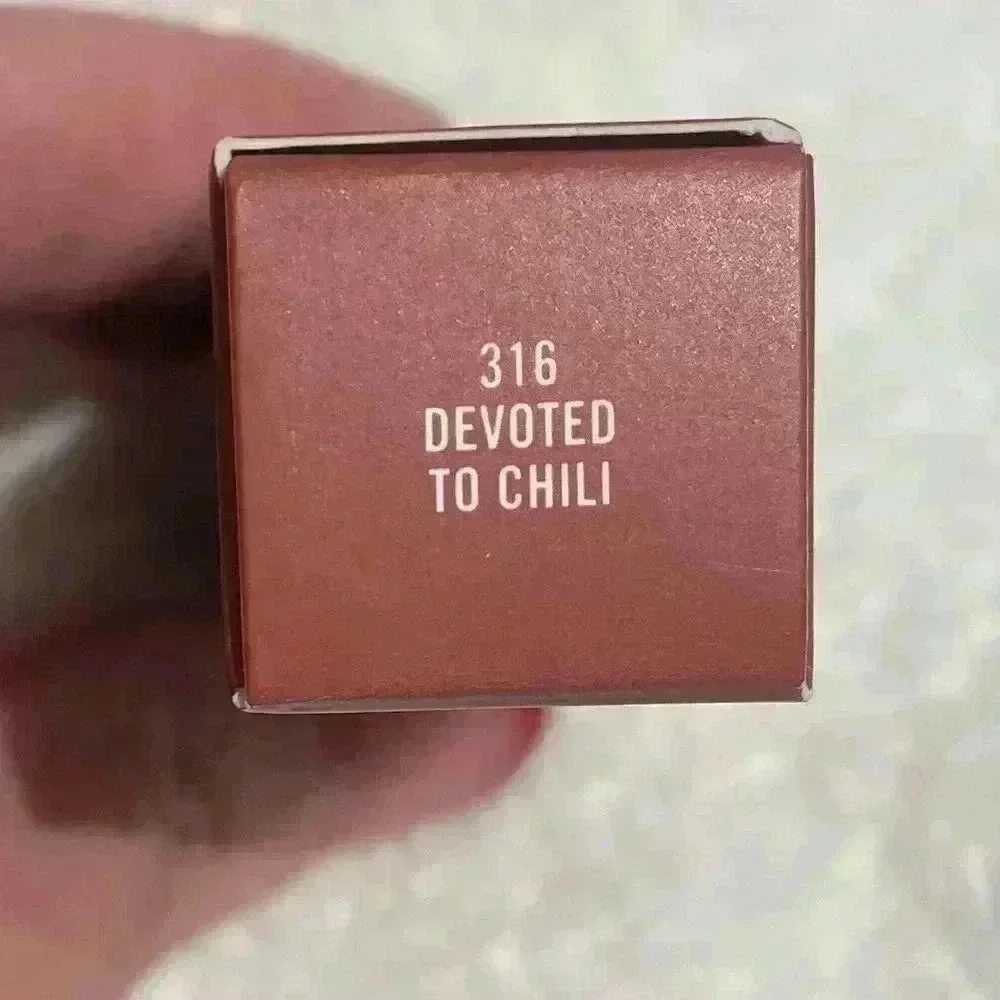 MAC Cosmetics Powder Kiss Lipstick in Devoted to Chili (316) NIB
